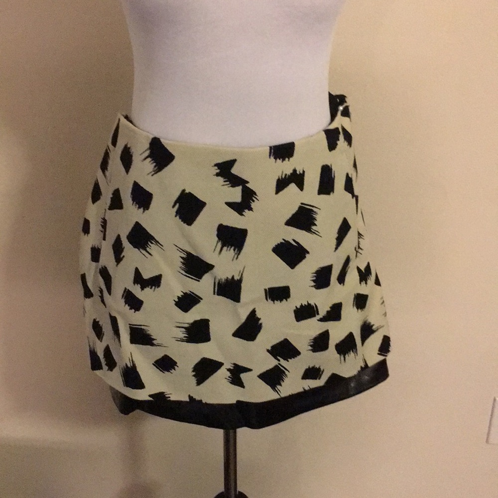 Diane Von Furstenberg mini skirt